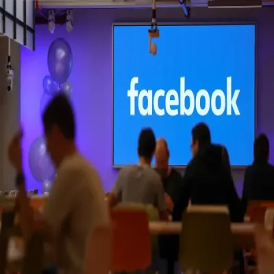 إعلانات فيسبوك بقيمة 100 مليون دولار